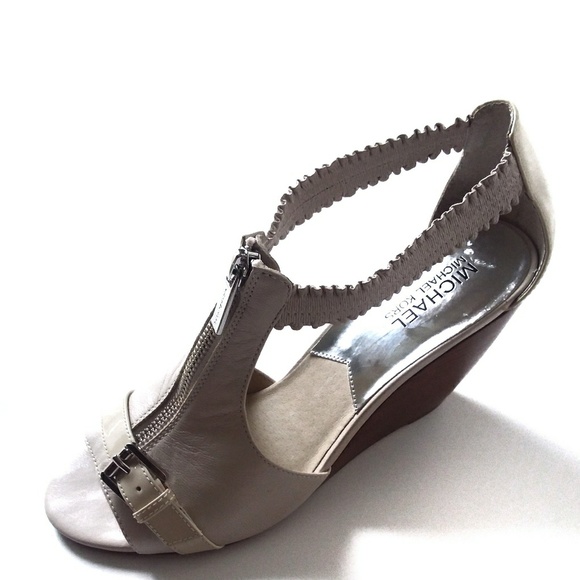 Michael Kors Shoes - 🆕️Michael Kors T-Strap Wedge Sandals